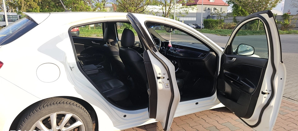 Alfa Romeo Giulietta cena 33900 przebieg: 255300, rok produkcji 2012 z Opole małe 137